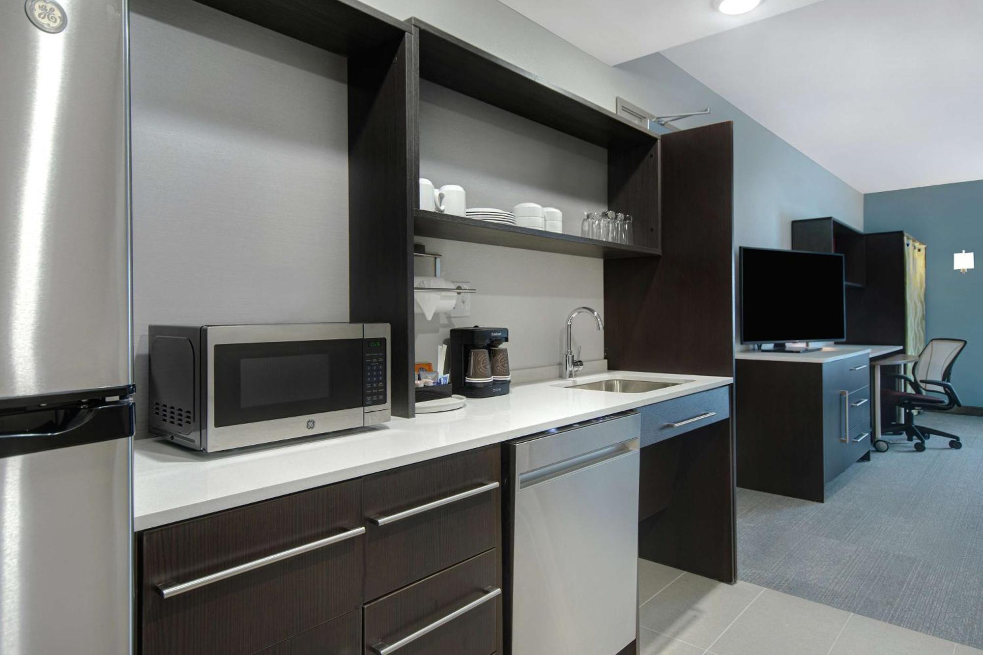 Home2 Suites By Hilton Grand Rapids Airport Kentwood Esterno foto