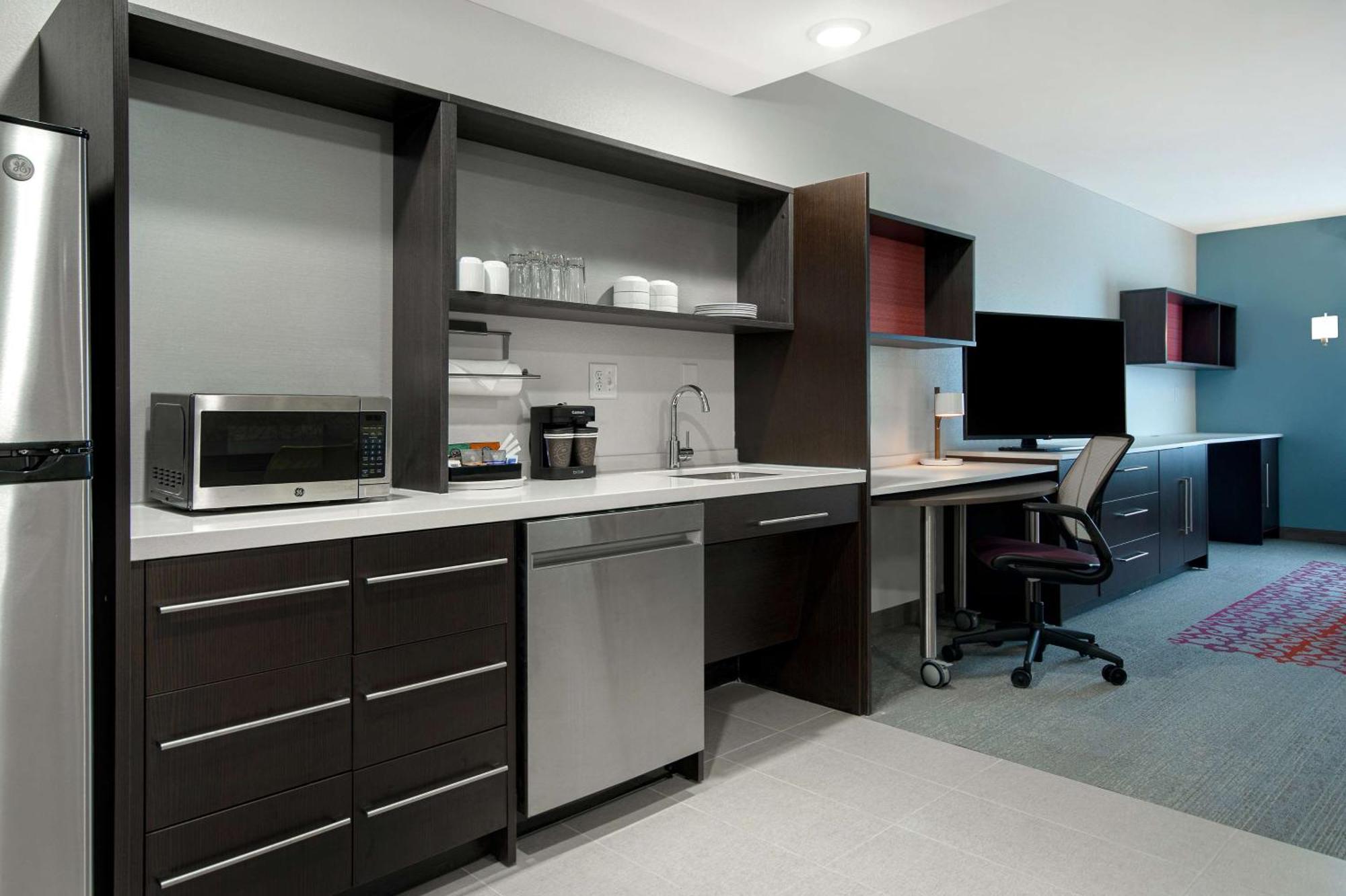 Home2 Suites By Hilton Grand Rapids Airport Kentwood Esterno foto